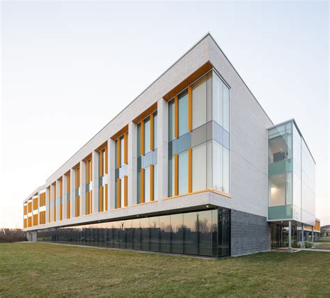 École de la Cité