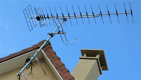 Antenne râteau pour la TNT