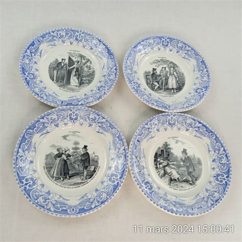 Assiettes Disney de collection