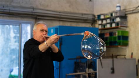 Atelier de soufflage de verre à la Manufacture Arribas