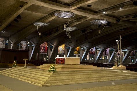 Basilique Saint-Pie X à Lourdes