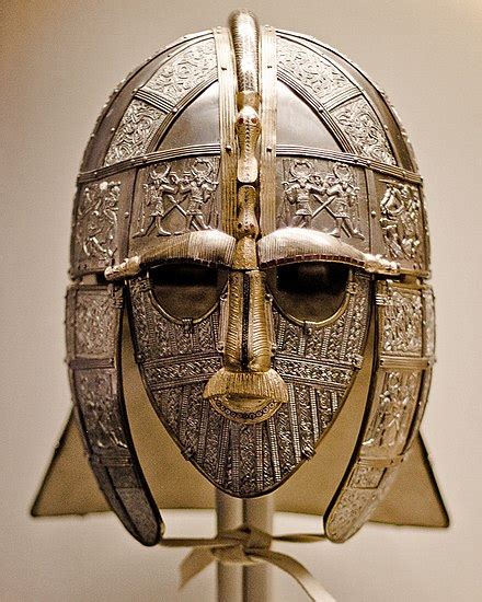 Casque de Sutton Hoo