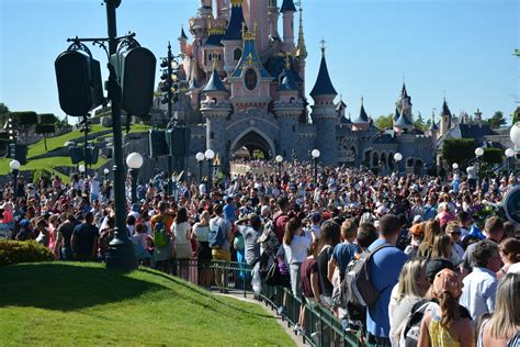 File d'attente à Disneyland Paris
