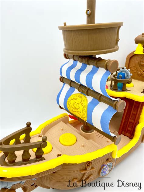 Jake et le bateau pirate disney