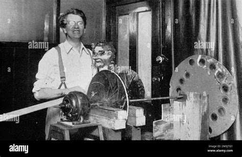 John Logie Baird et sa télévision