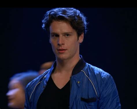 Jonathan Groff dans Glee