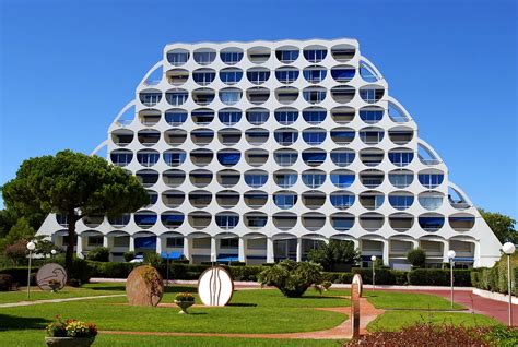 La Grande-Motte, une vision architecturale unique