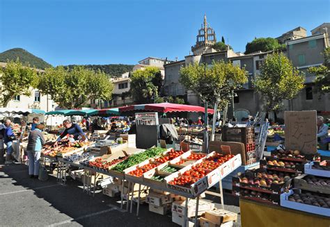 Marché de Nyons
