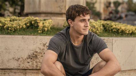 Paul Mescal dans Normal People