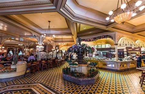 Plaza Gardens Restaurant