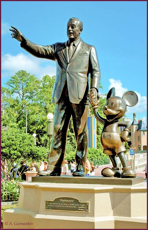 Statue Partners de Walt Disney et Mickey Mouse