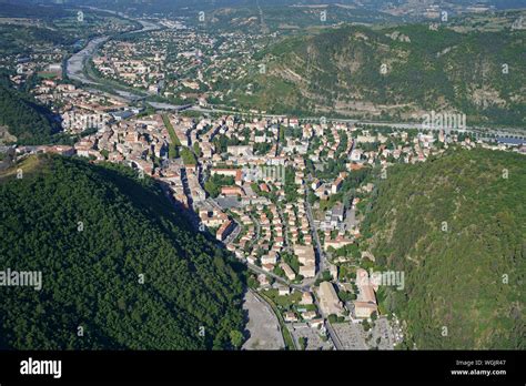 Vue aérienne de Digne-les-Bains